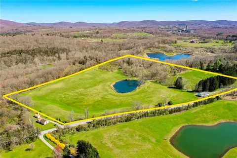 310-314 Dover Furnace Rd, Dover, NY 12522