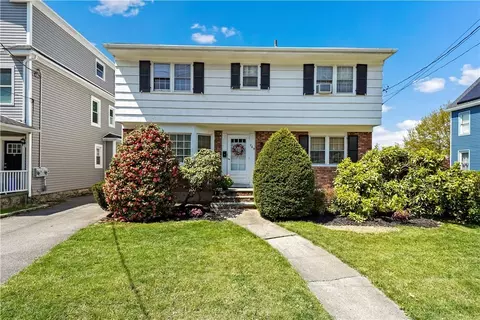 763 Pelhamdale Ave, Pelham, NY 10803