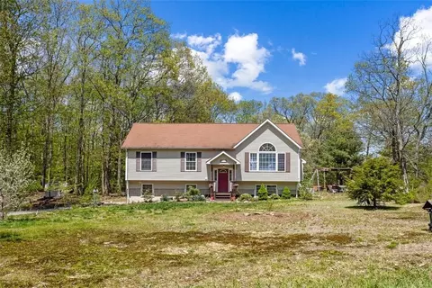 179 Fox Hill Rd, Mountain Dale, NY 12763