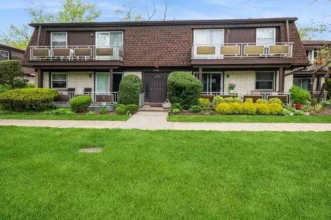 6 Church Ln #A, Clarkstown, NY 10989