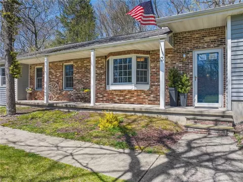 3 Romney Way, Marbletown, NY 12419