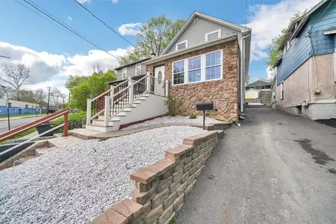112 Dupont Ave, Newburgh, NY 12550