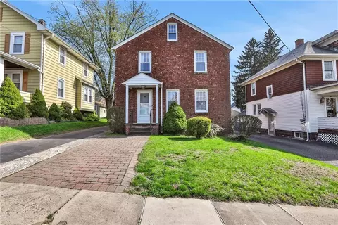 64 Derrenbacher St, Kingston, NY 12401
