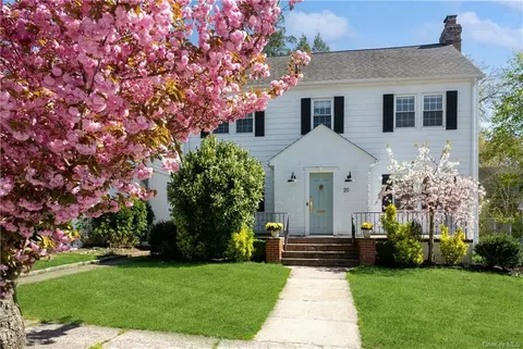 20 Carwall Ave, Mount Vernon, NY 10552