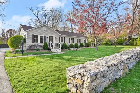 12 Milltown Rd, New Fairfield, CT 06812