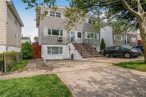 304 William Ave, New York, NY 10464