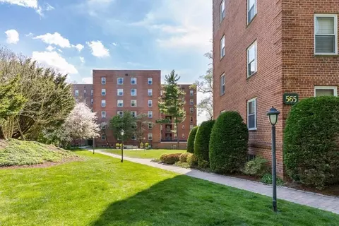 565 Broadway #4E, Greenburgh, NY 10706