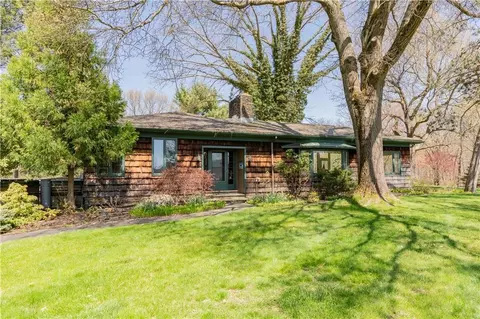 2416 New Hackensack Rd, Arlington, NY 12603