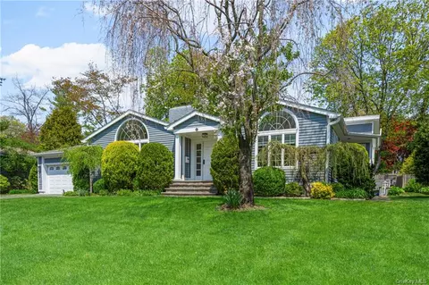 410 Toni Ln, Mamaroneck, NY 10543