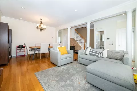 114 Franklin Ave #4, New Rochelle, NY 10805