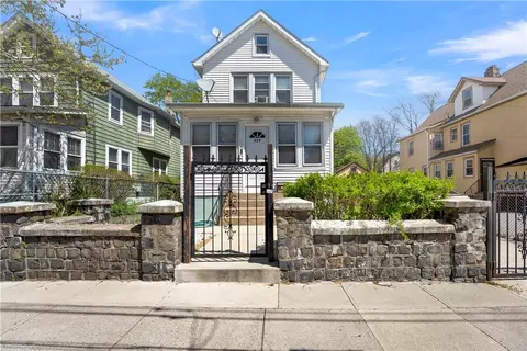 439 S 9th Ave, Mount Vernon, NY 10550