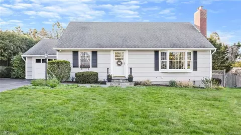 218 Underhill Ave, Yorktown, NY 10598
