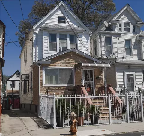 10925 117th St, South Ozone Park, NY 11420