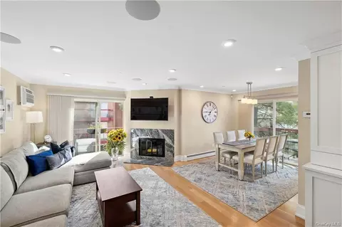 55 N Broadway #2-9E, White Plains, NY 10601