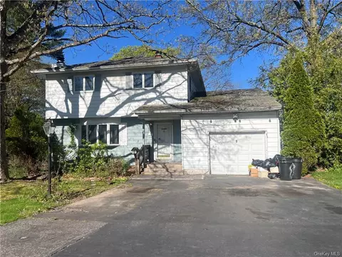 8 Fairview Ln, Orangetown, NY 10962