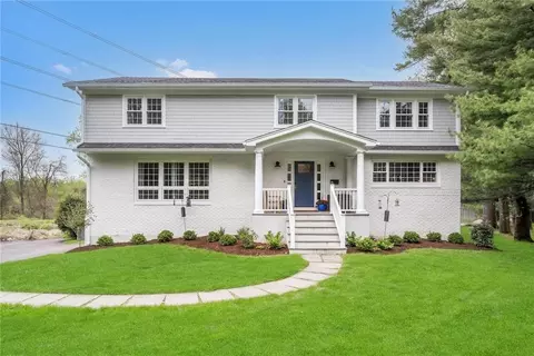 15 Greenville Rd, Greenburgh, NY 10583