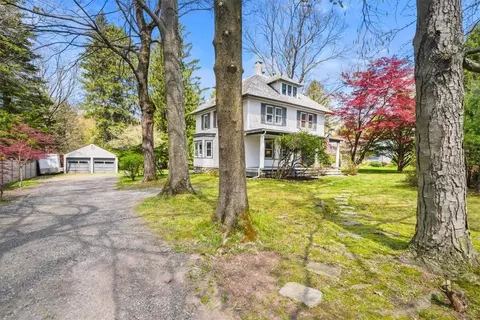 562 Haverstraw Rd, Ramapo, NY 10901