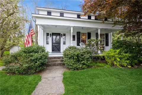45 Church St, Beekman, NY 12570