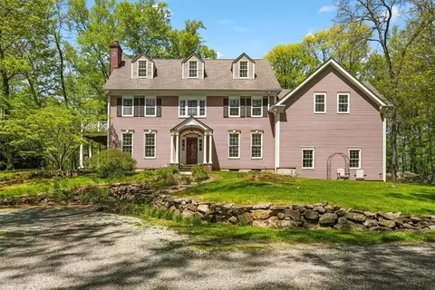 11 Todd Rd, Lewisboro, NY 10536