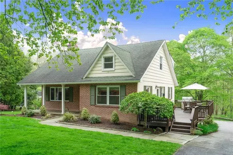 3284 Old Yorktown Rd, Yorktown, NY 10598