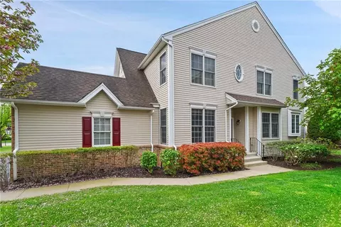 5 Chiusa Ln, Cortlandt, NY 10567