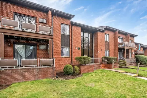 4 Darian Ct #1A, Pomona, NY 10970