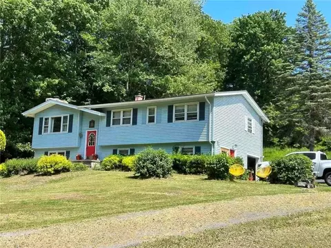 174 Bellvale Lakes Rd, Warwick, NY 10990
