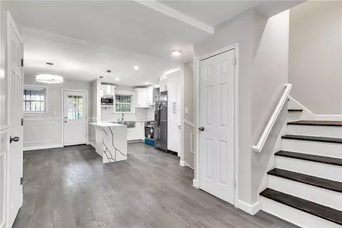 405 Turneur Ave, New York, NY 10473