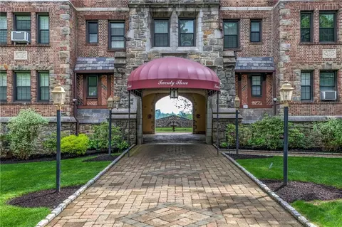 23 Old Mamaroneck Rd #3G, White Plains, NY 10605