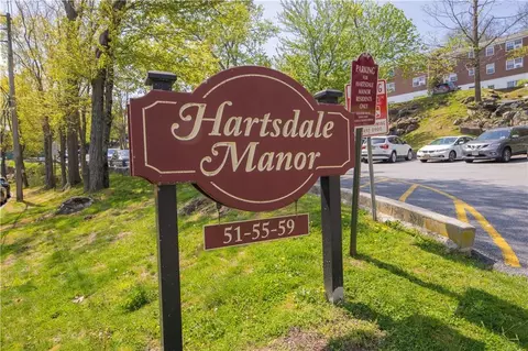 51 Fieldstone Dr #71, Greenburgh, NY 10530