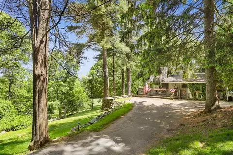 272 Hawley Rd, North Salem, NY 10560