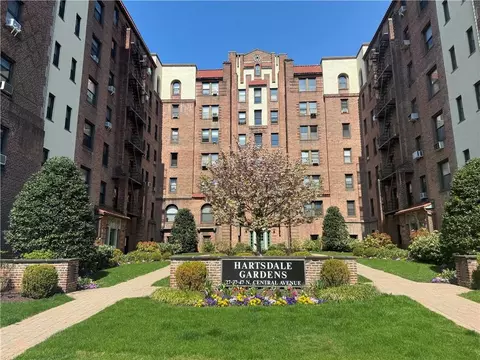 37 N Central Ave #3G, Greenburgh, NY 10530