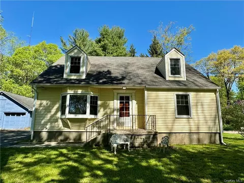 437 Hill Rd, Wallkill, NY 10940
