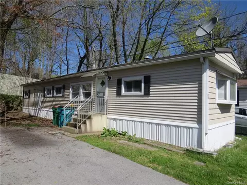 723 Beekman Rd #24, Beekman, NY 12533