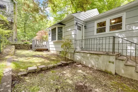 32 Rutland Dr, Patterson, NY 12563
