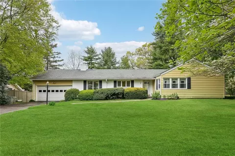 7 Windingwood Rd N, Rye Brook, NY 10573
