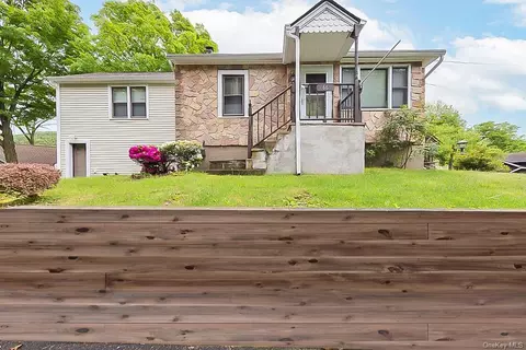 66 Mountain Ave, Ramapo, NY 10931
