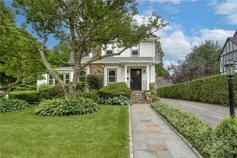 49 Browndale Pl, Port Chester, NY 10573