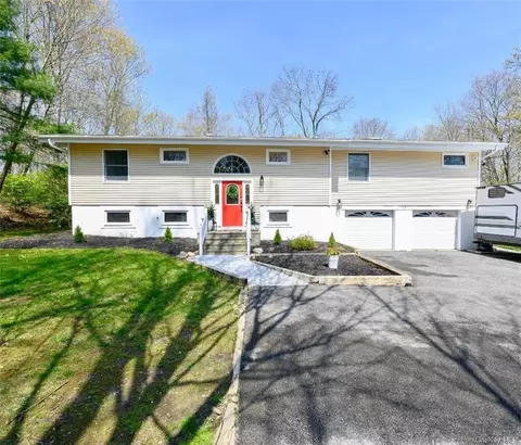 59 Marshall Dr, Kent, NY 10512