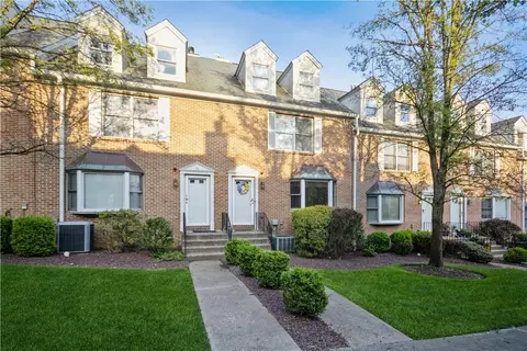 36 Corners Rd, Clarkstown, NY 10920
