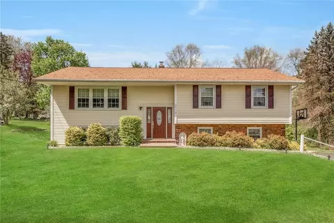 2710 Crompond Rd, Yorktown, NY 10598
