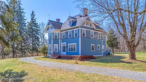 1042 Broadway 9w, Esopus, NY 12429