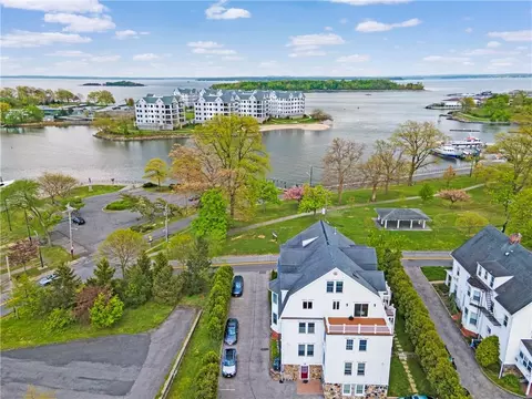 2 Harbor Ln #LL, New Rochelle, NY 10805
