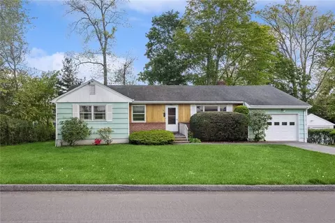 177 Willis Ave, Mount Pleasant, NY 10532