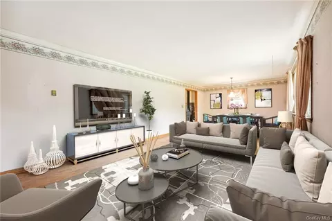 510 Lake Rd, New Windsor, NY 12553