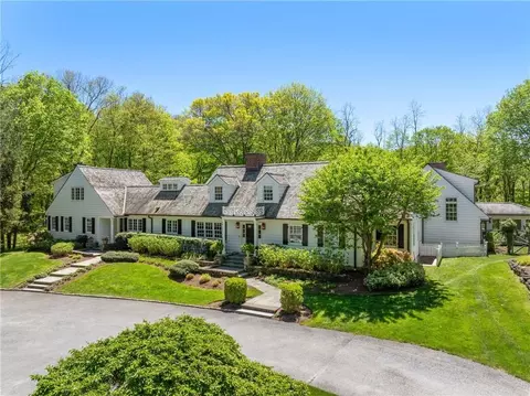 177 Baldwin Rd, Mount Kisco, NY 10549