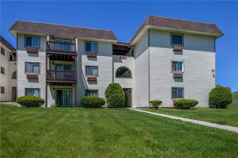 19 Vandidoort Dr #1F, Fishkill, NY 12524
