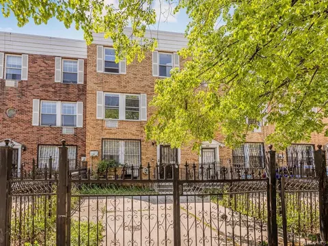 440 145th St, New York, NY 10454