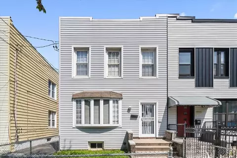 288 Hollywood Ave, New York, NY 10465