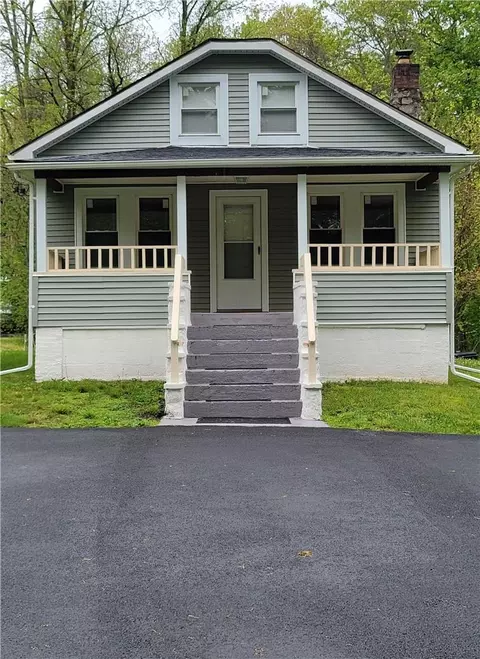 40 Decker Rd, Wallkill, NY 12589